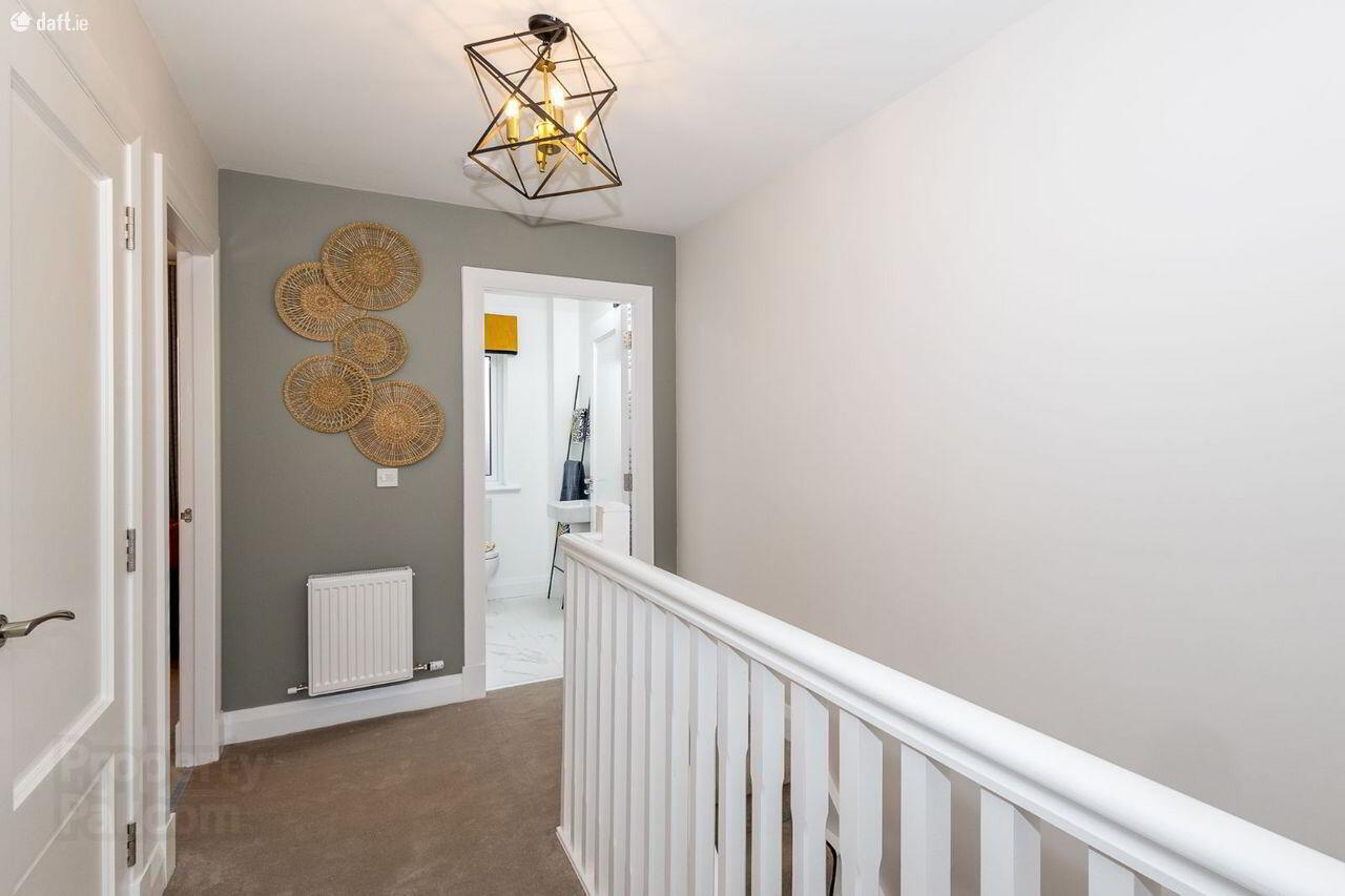 4 Ormond Avenue 26 of 48