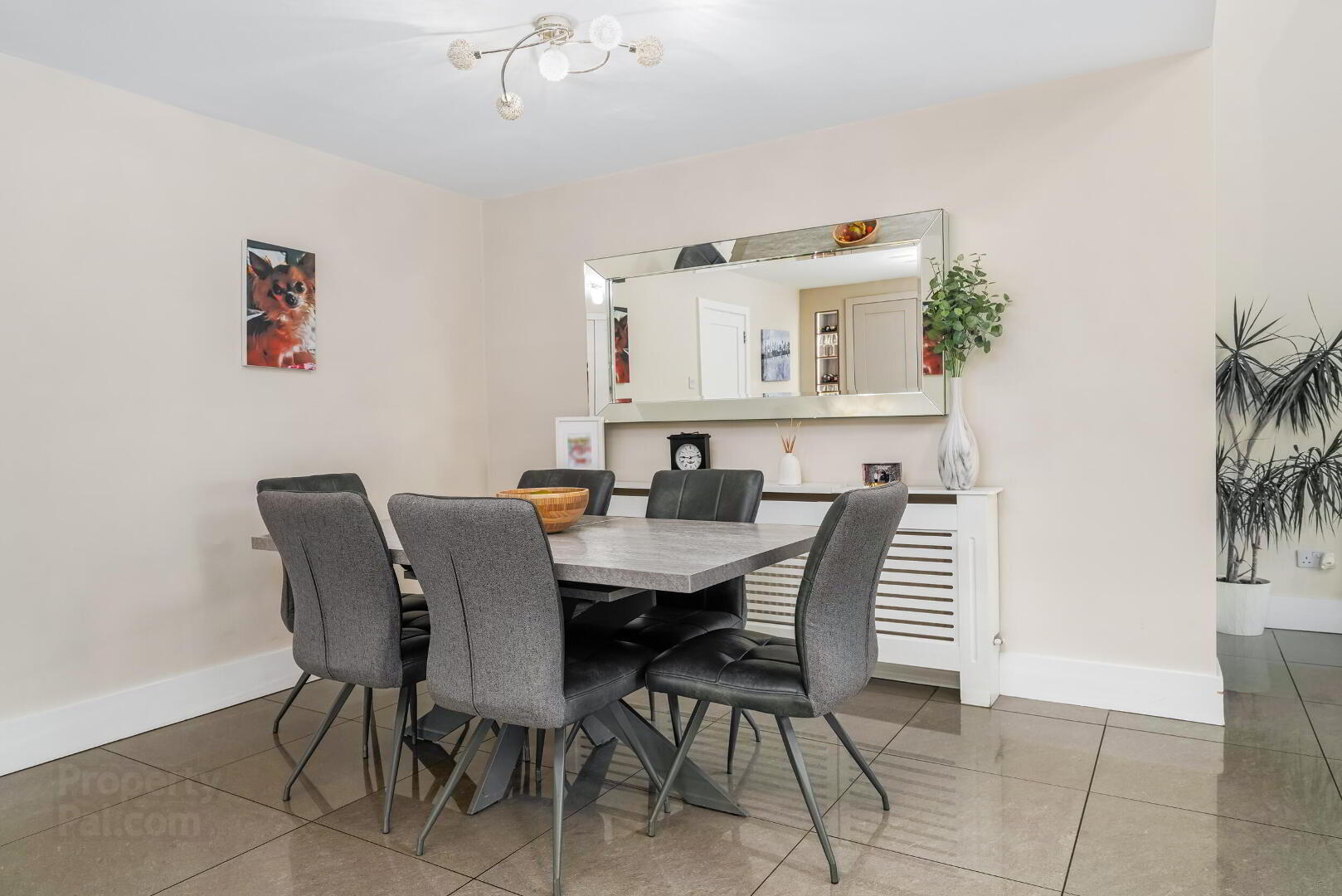 17 Lindisfarne Park 13 of 33