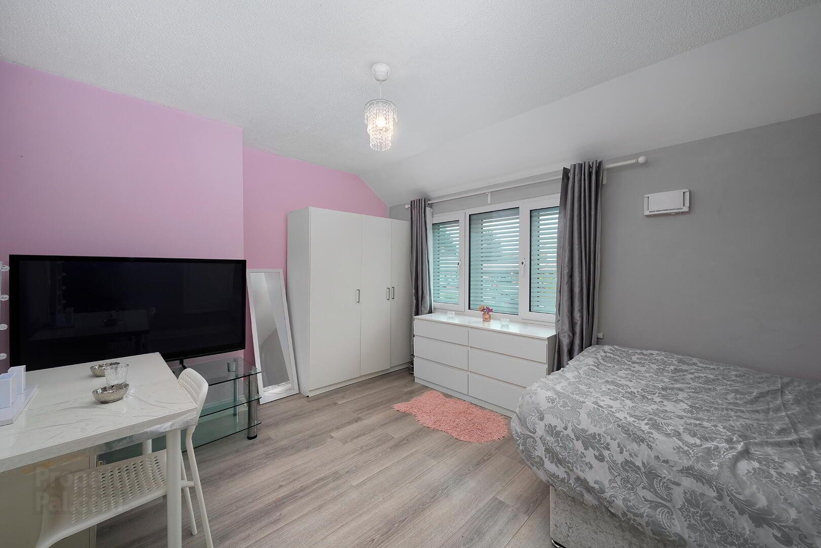 172 Le Fanu Road 12 of 24