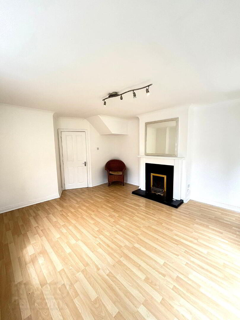Delhurst Avenue 4 of 13
