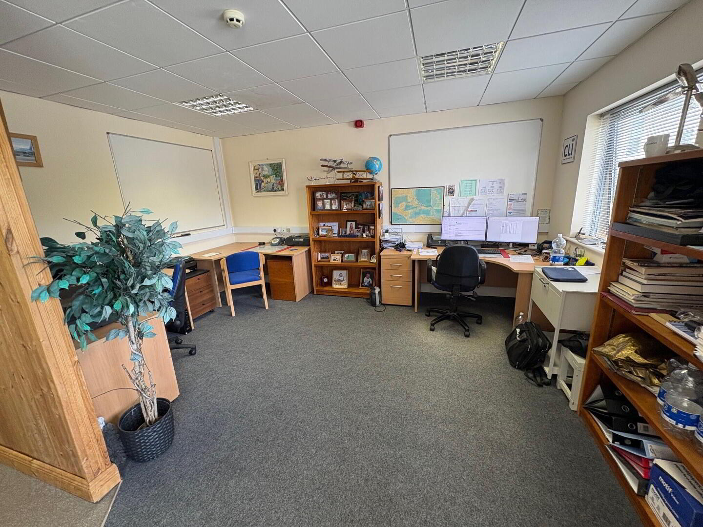 11 Suite Block, 1 Broomhall Business Park 3 of 6