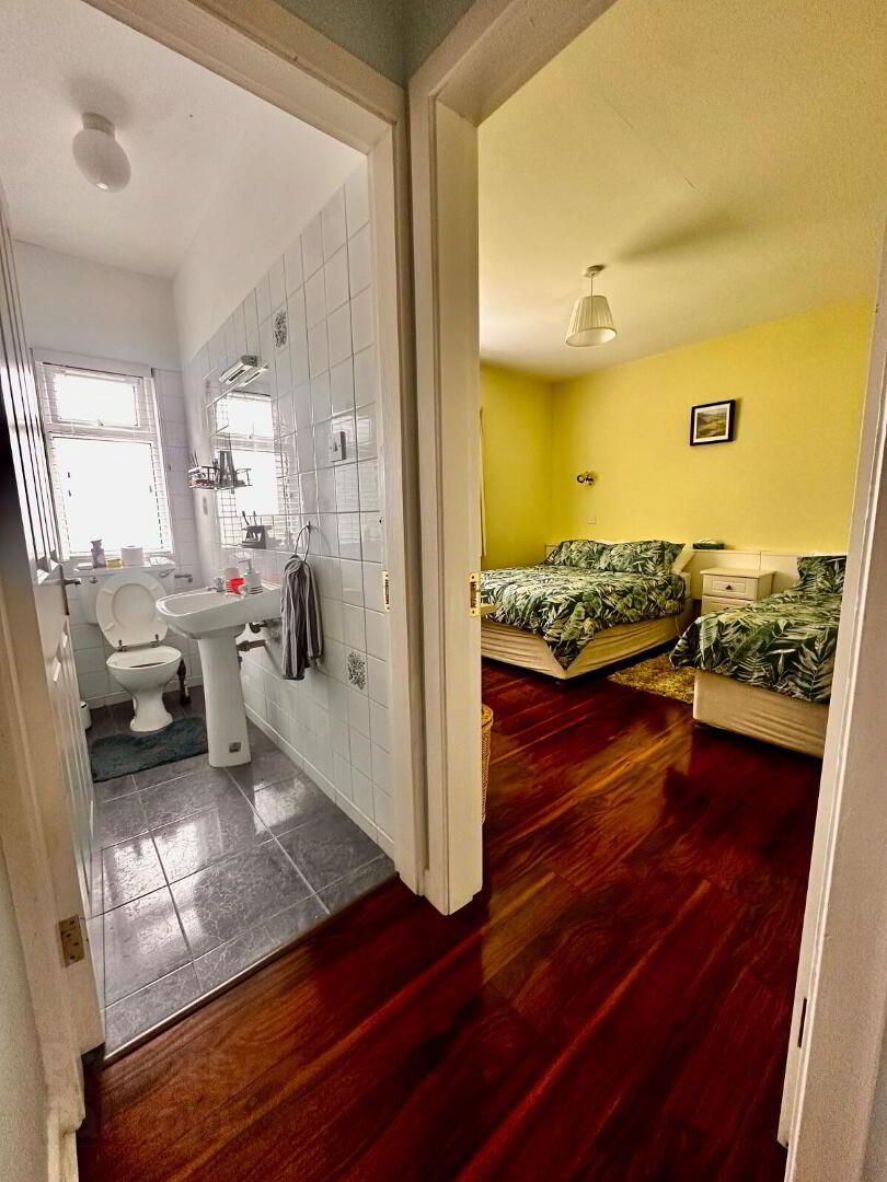 26 Wine Strand Cottages 15 of 20