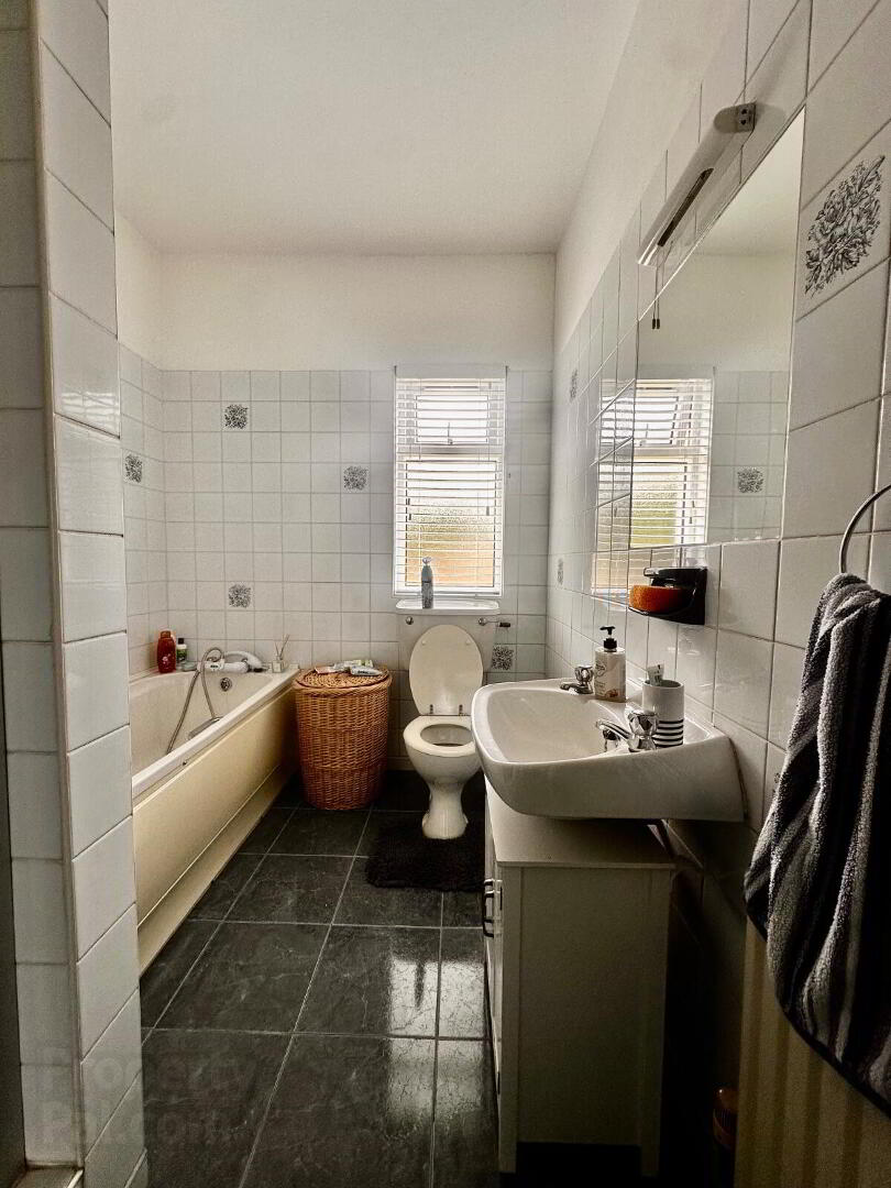 26 Wine Strand Cottages 16 of 20