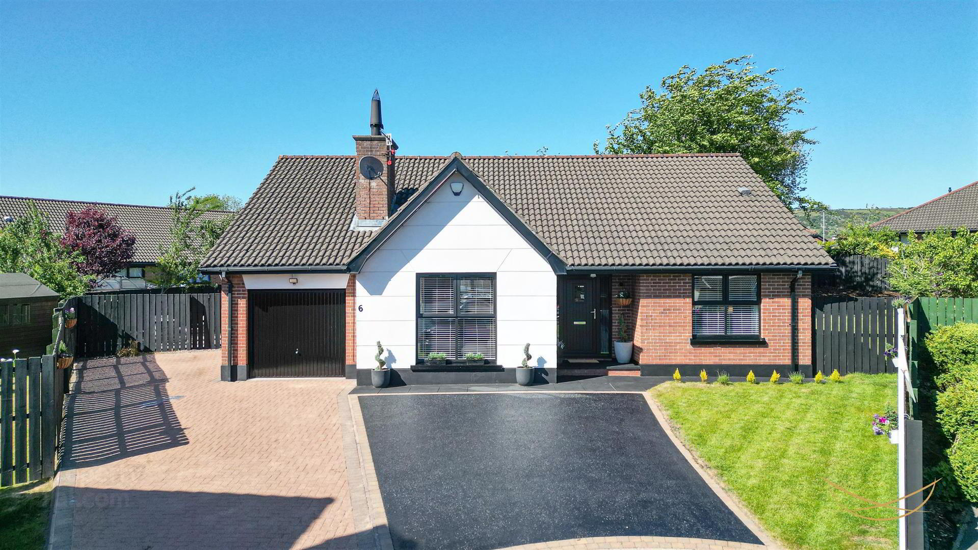 6 Blackthorn Grange 1 of 54