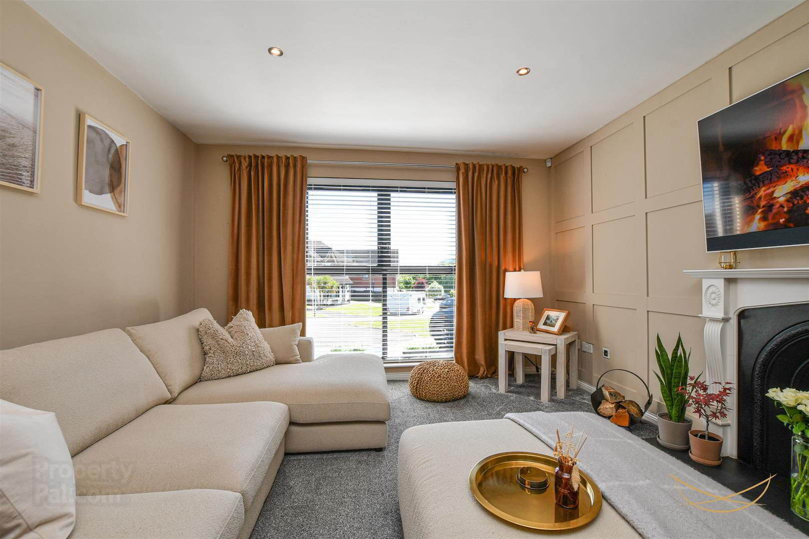 6 Blackthorn Grange 13 of 54