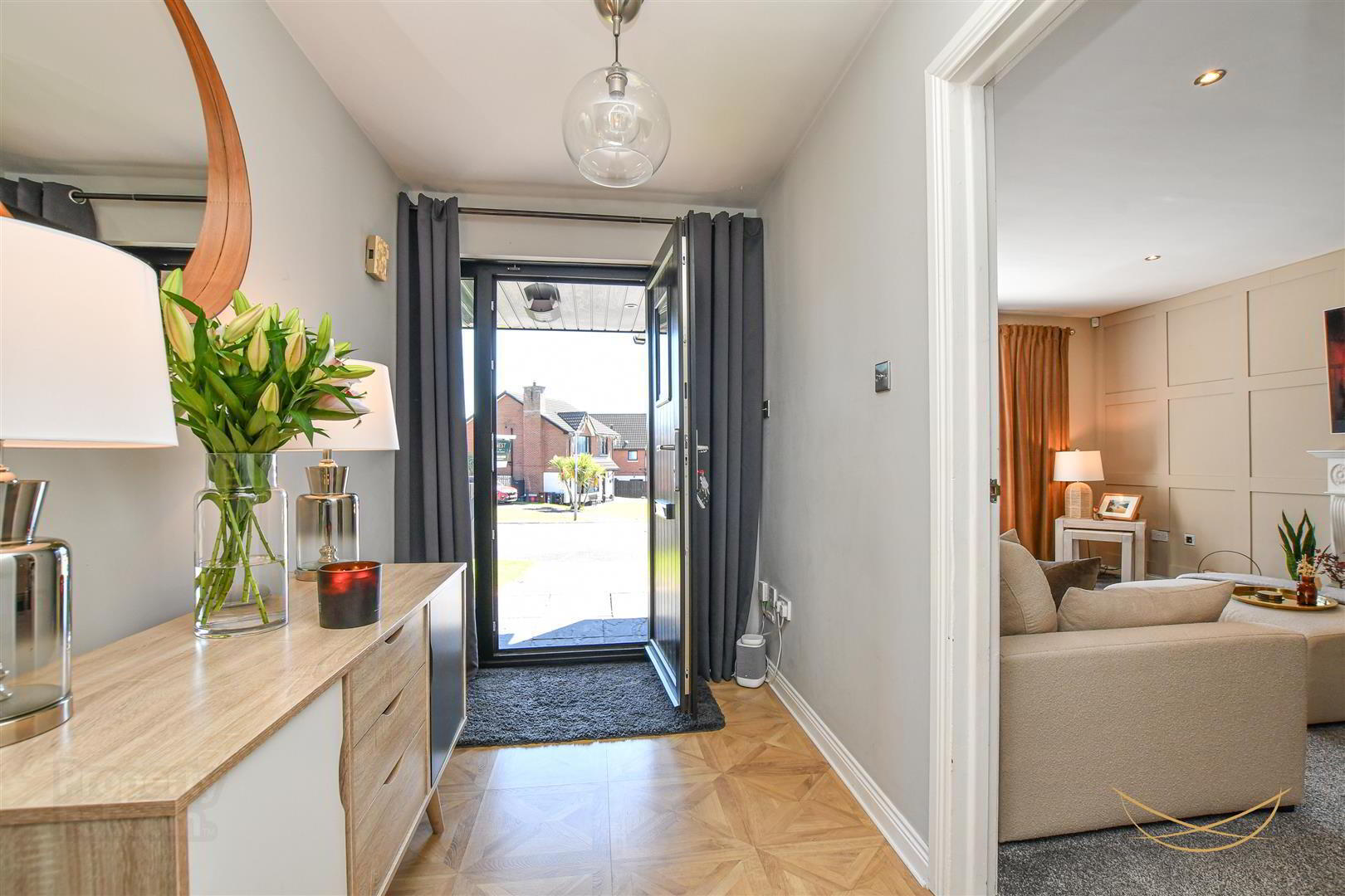 6 Blackthorn Grange 9 of 54