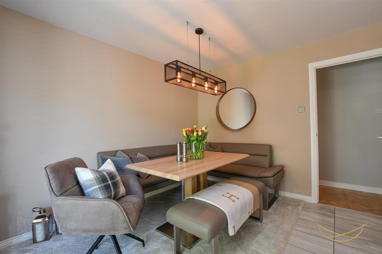 6 Blackthorn Grange 19 of 54