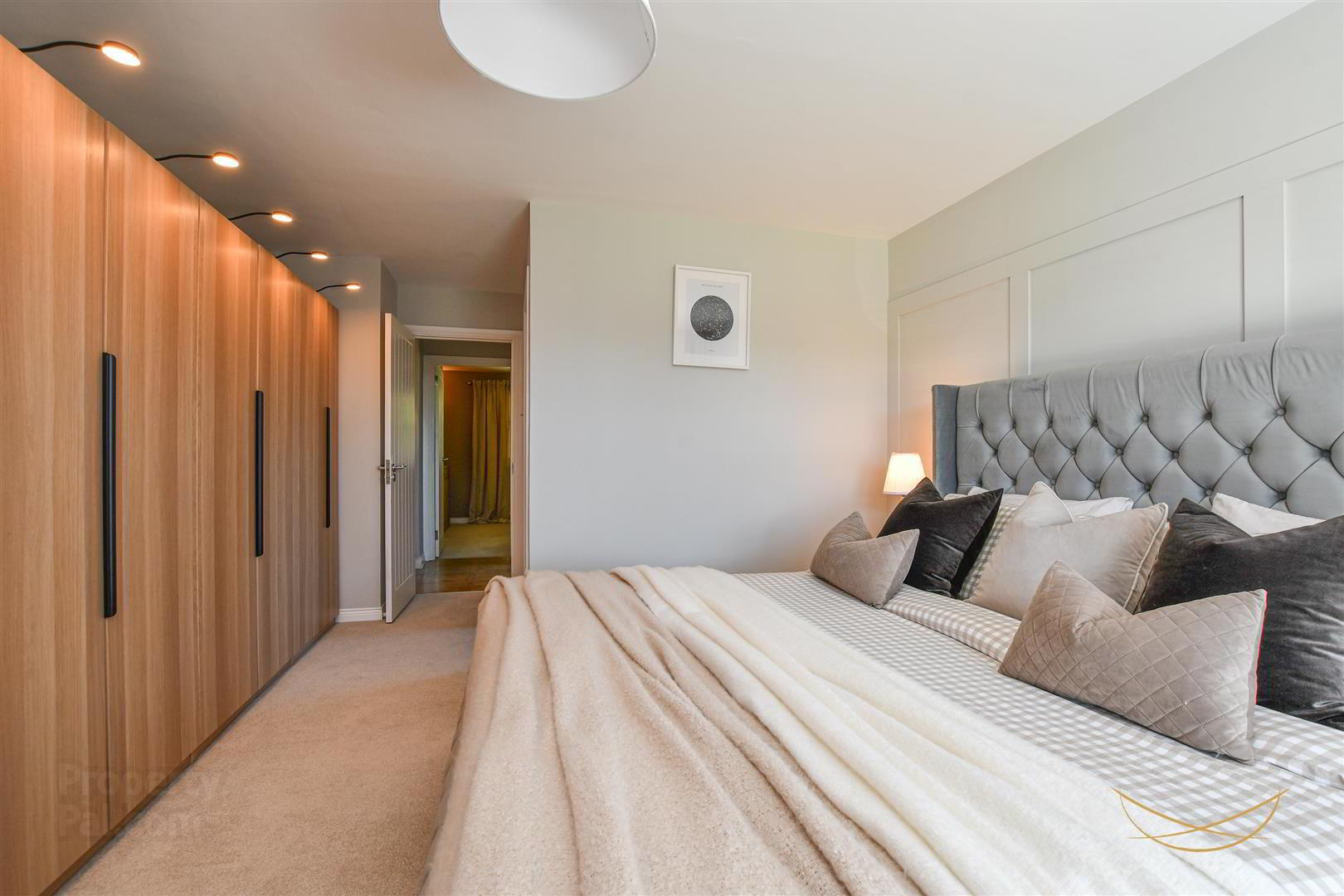 6 Blackthorn Grange 30 of 54