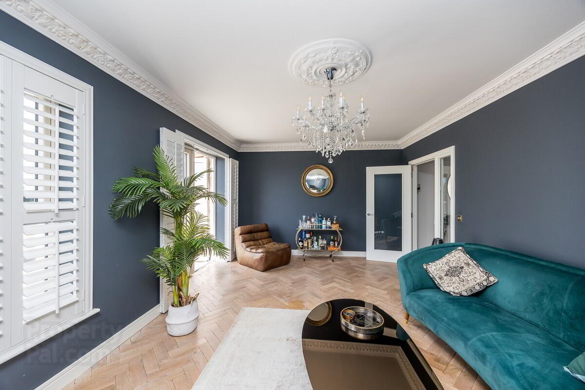 25 Churchfield Cres 4 of 20