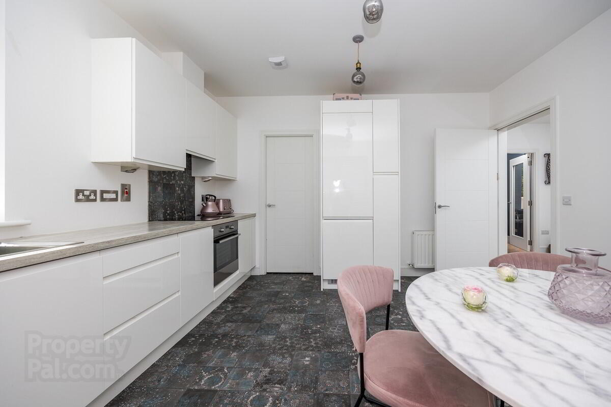 25 Churchfield Cres 8 of 20