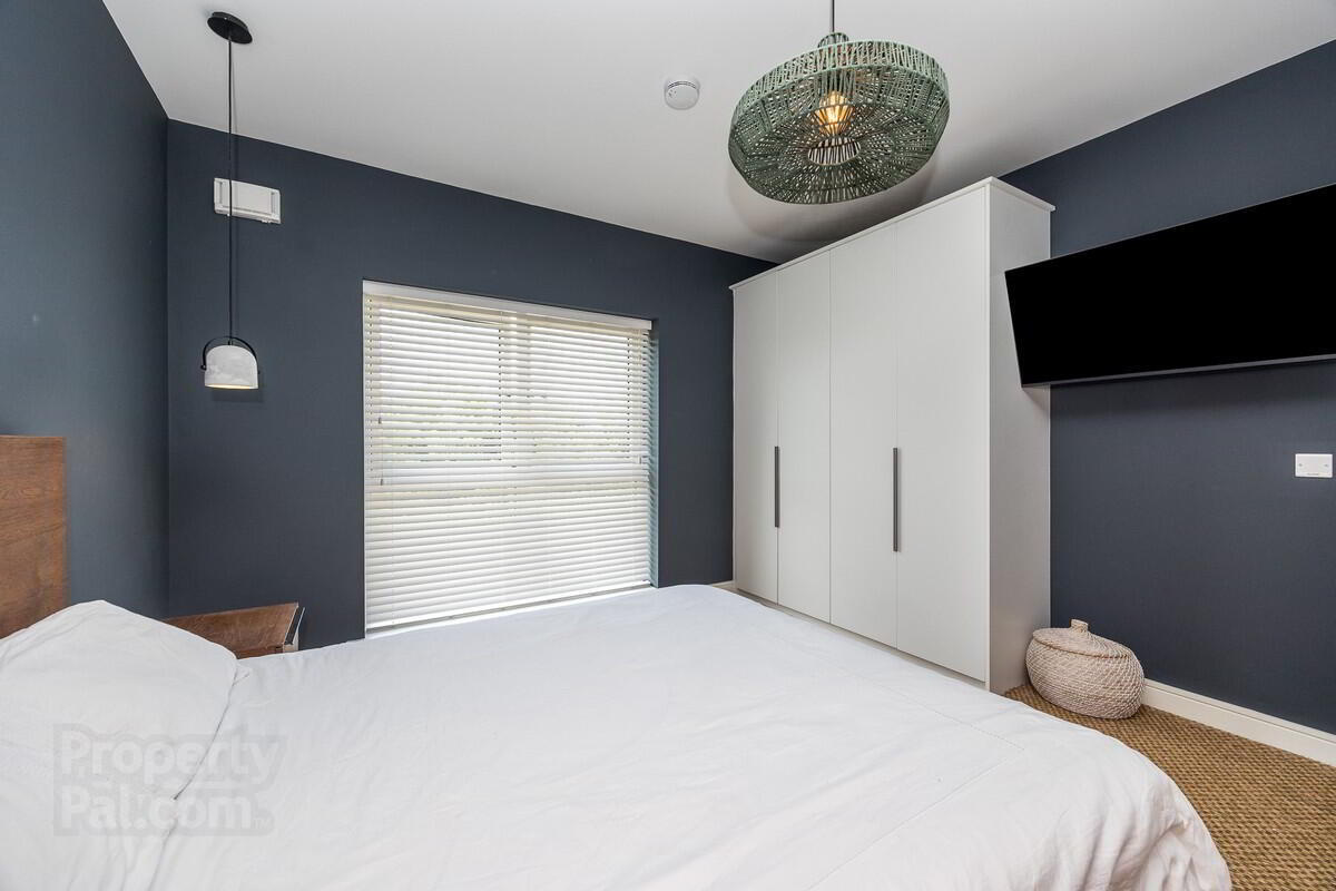 25 Churchfield Cres 15 of 20