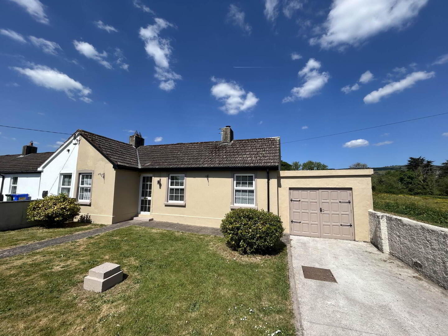8 St Fintan`s Terrace 1 of 8