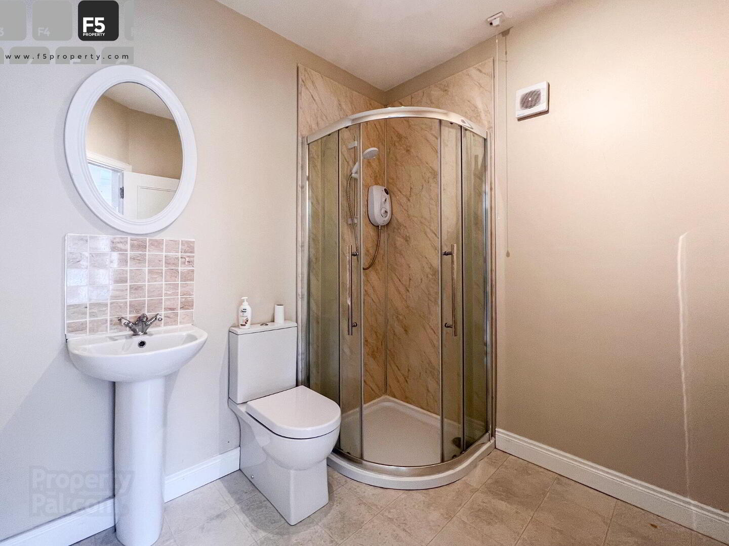 16 Broomhill Manor 8 of 10