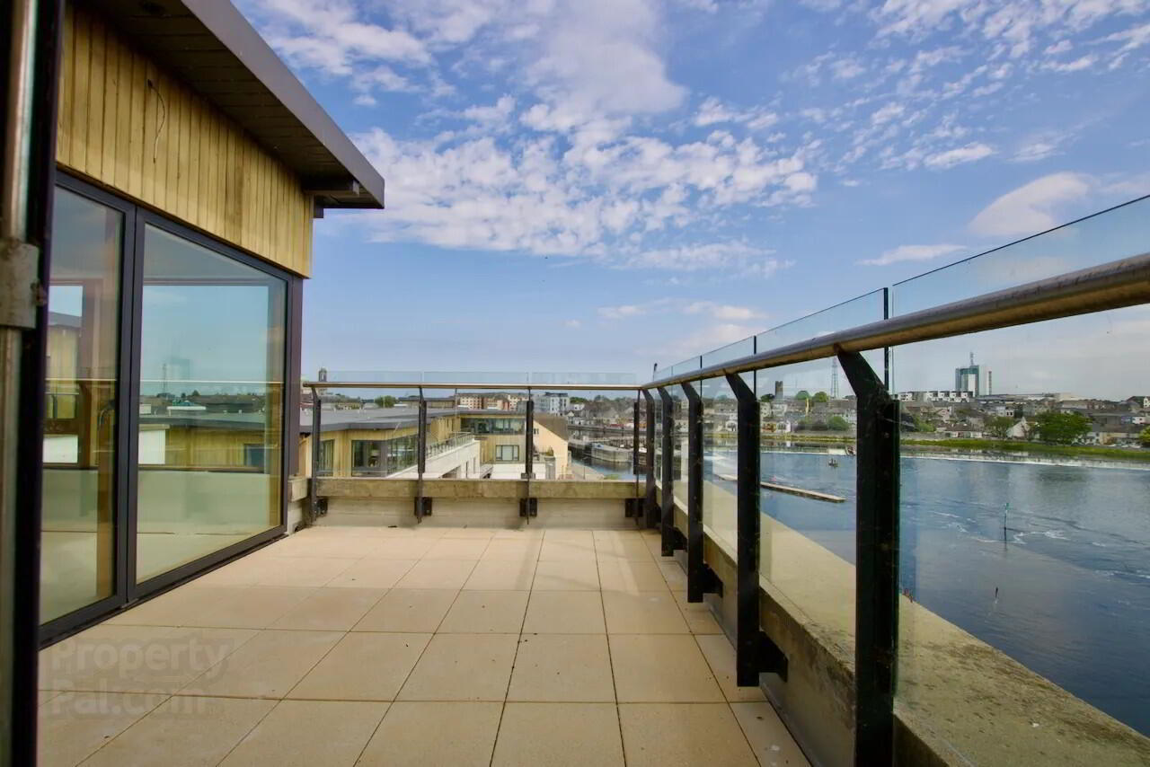 51 Bastion Quay 5 of 25