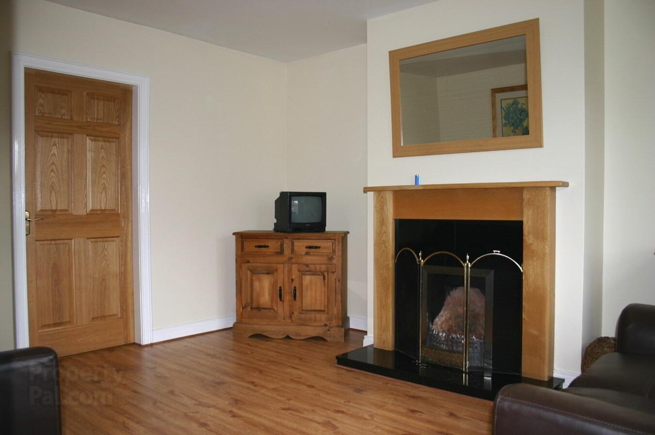 8 Dobbin Heights 4 of 7