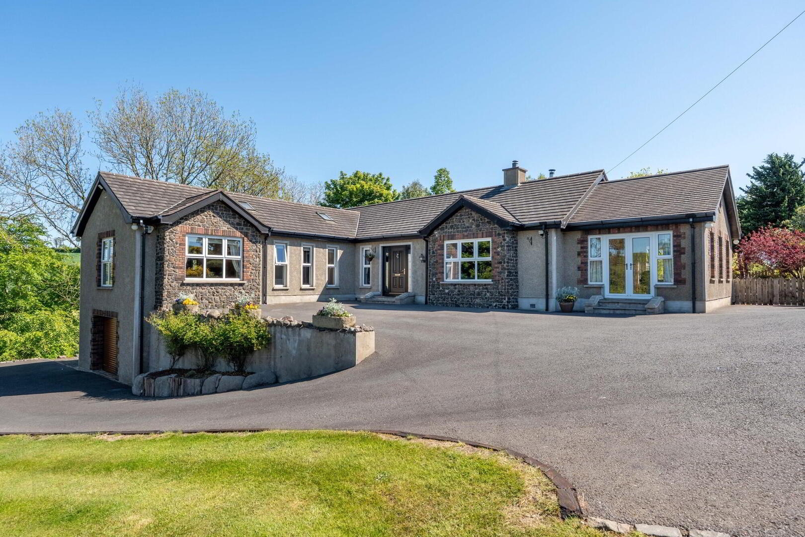 'Groomsbridge', 2 Dunnanew Road 3 of 43