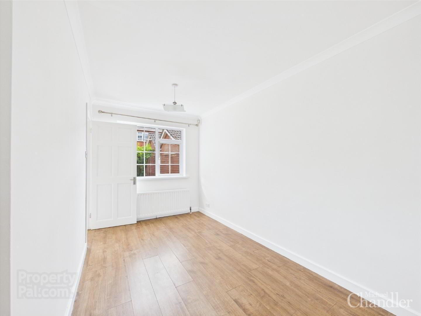 18 Berkley Court 3 of 15