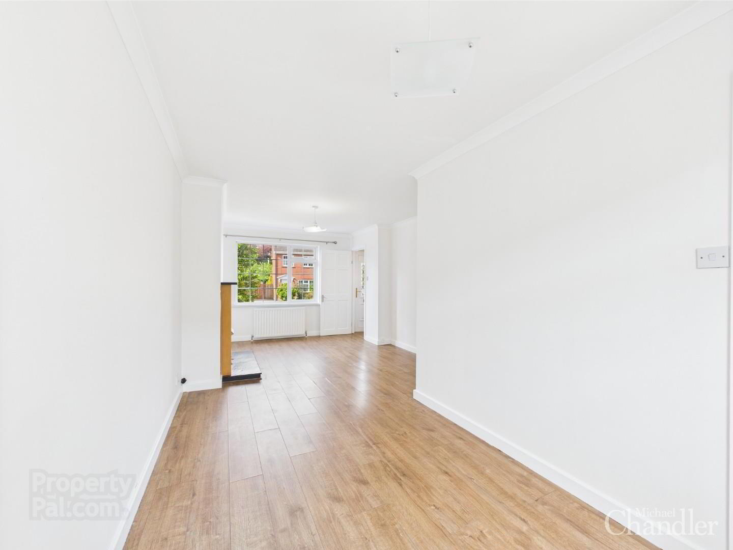 18 Berkley Court 4 of 15