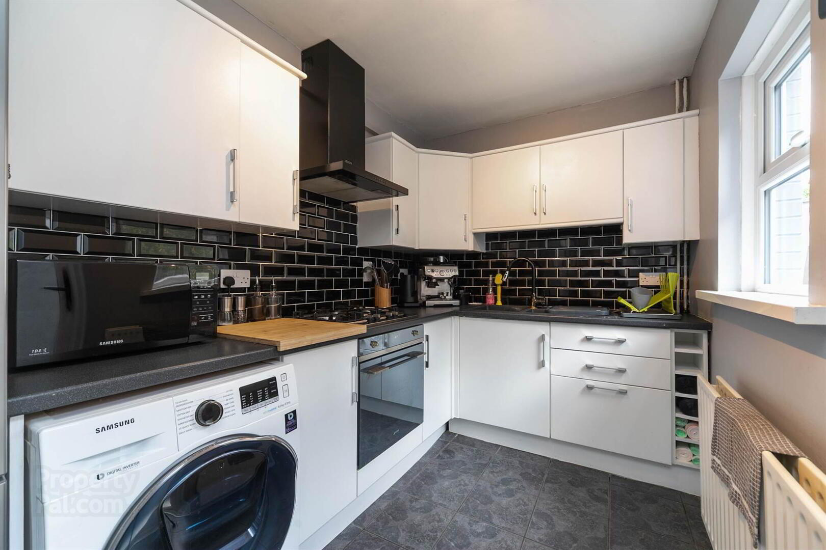 80 Nevis Avenue 11 of 25