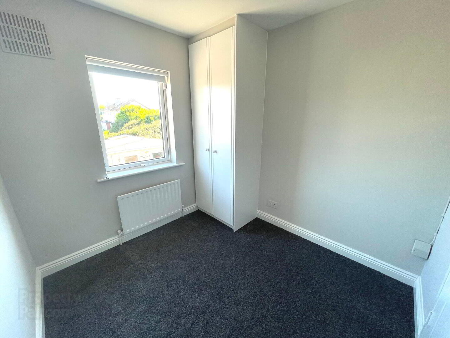 Millcourt Avenue 7 of 12