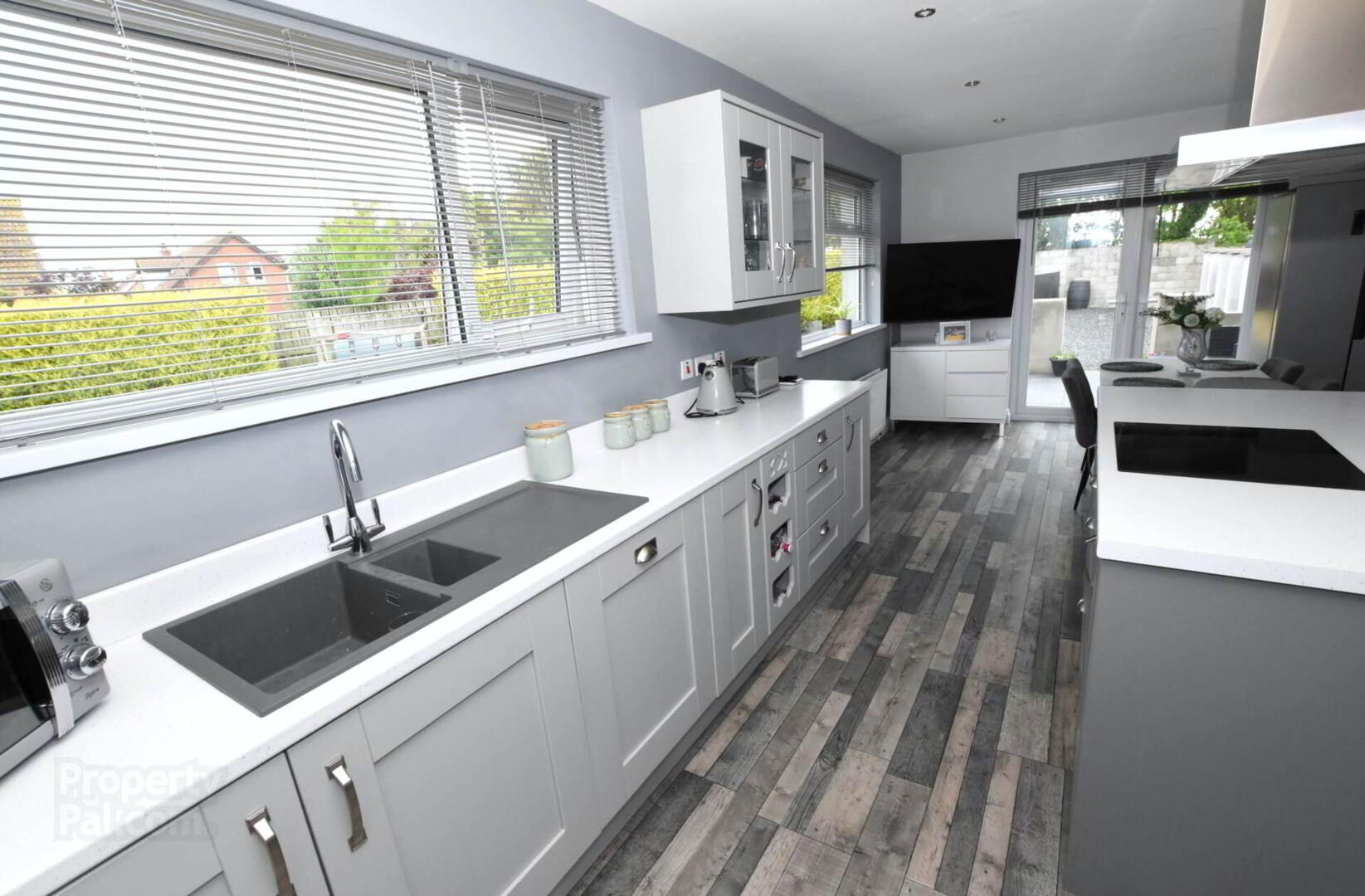 74a Springfield Road 16 of 39
