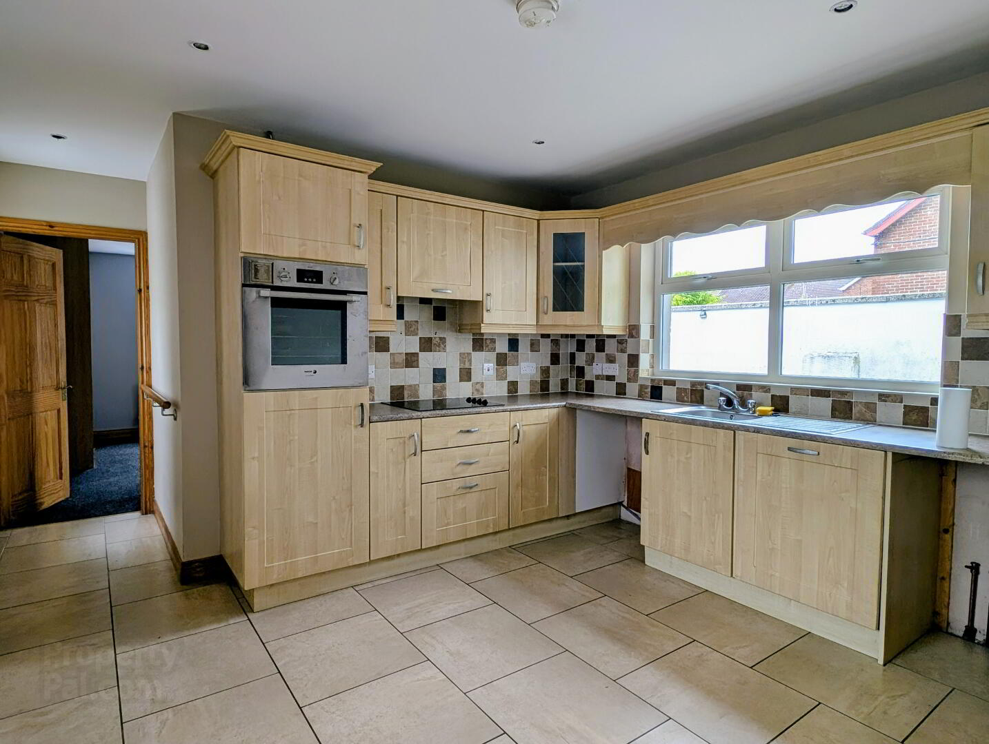 25 Buskin Way 9 of 28