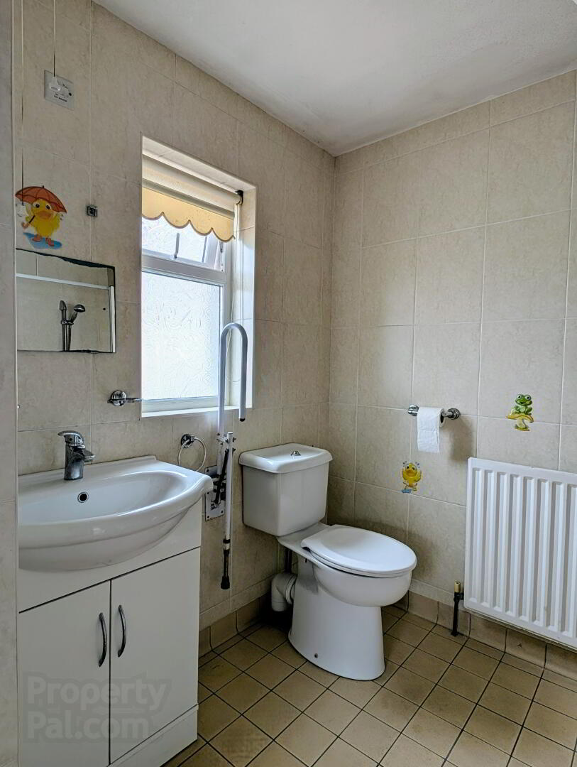 25 Buskin Way 13 of 28