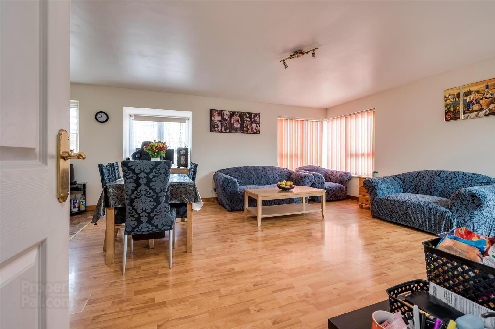 57 Willowfield Street 5 of 16