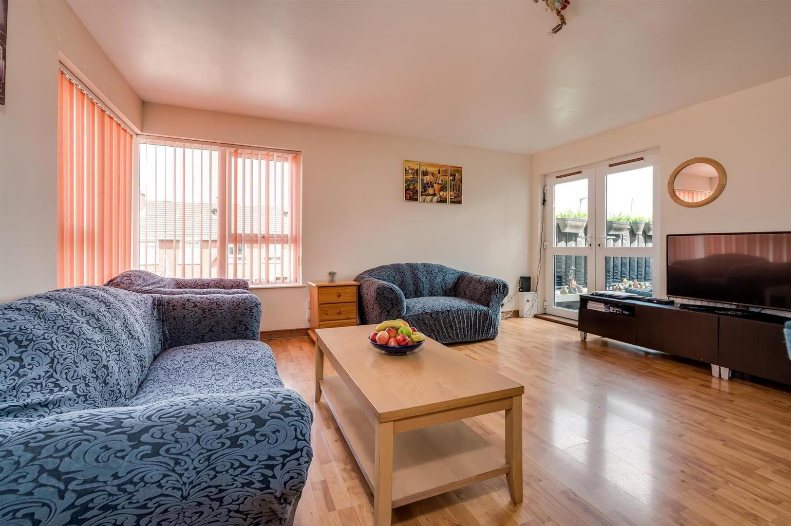 57 Willowfield Street 4 of 16