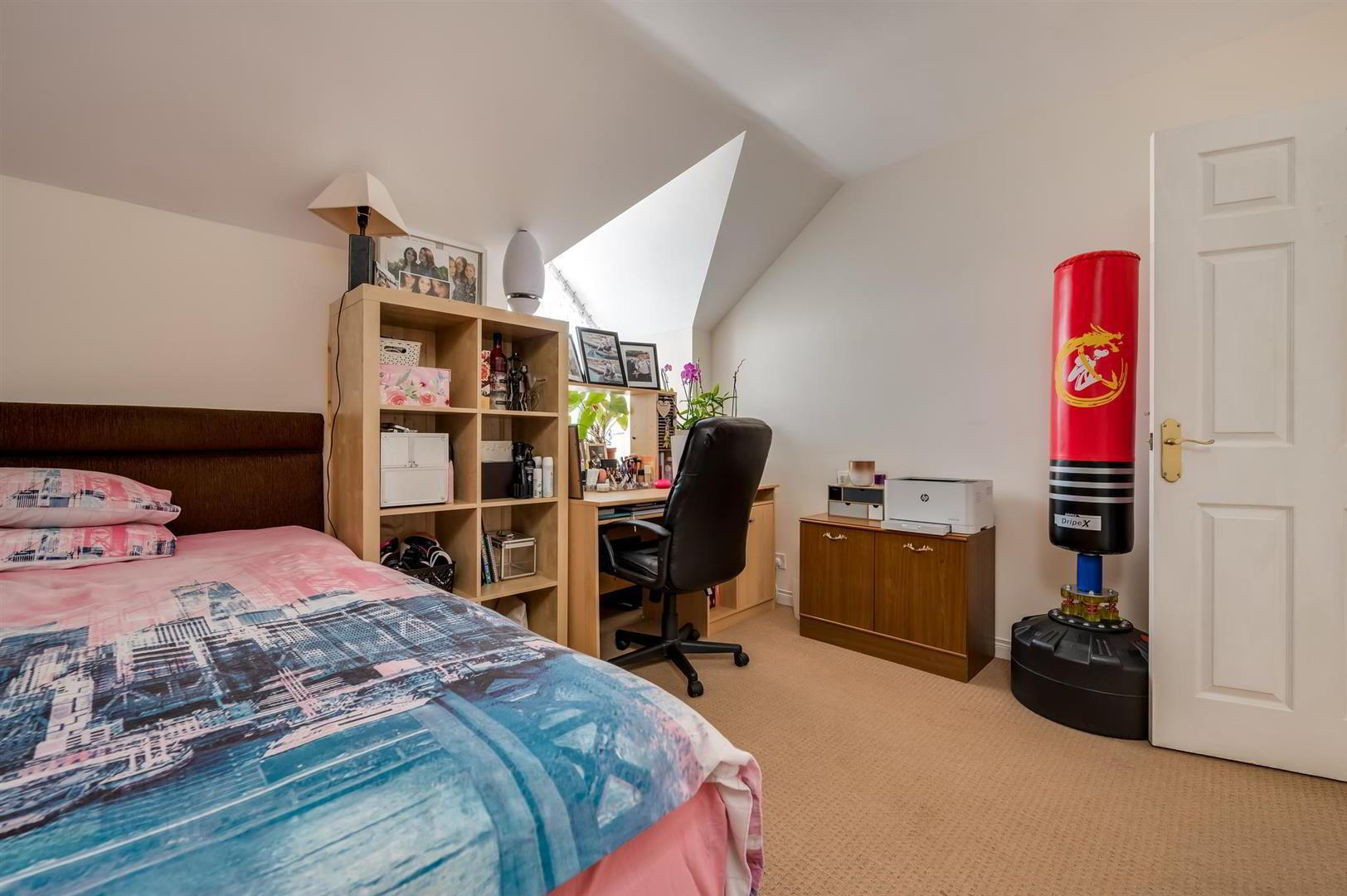 57 Willowfield Street 9 of 16