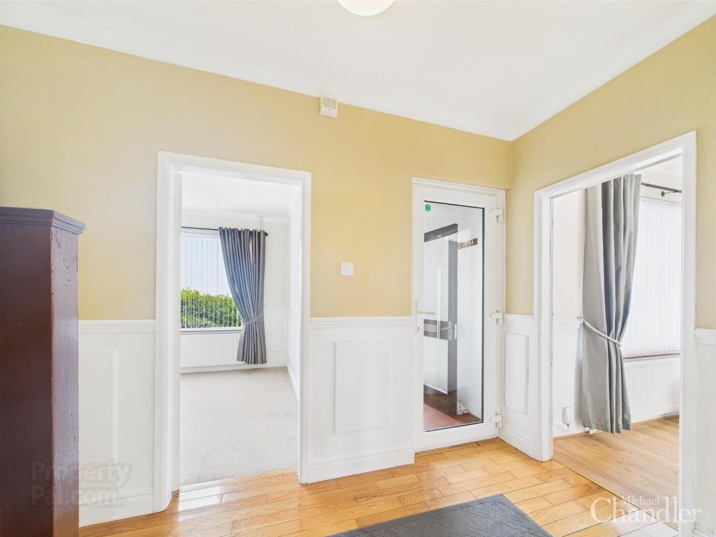 242 Saintfield Road 4 of 24