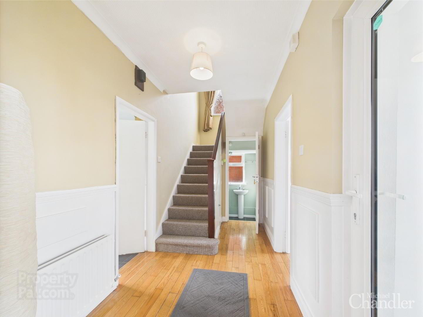 242 Saintfield Road 3 of 24