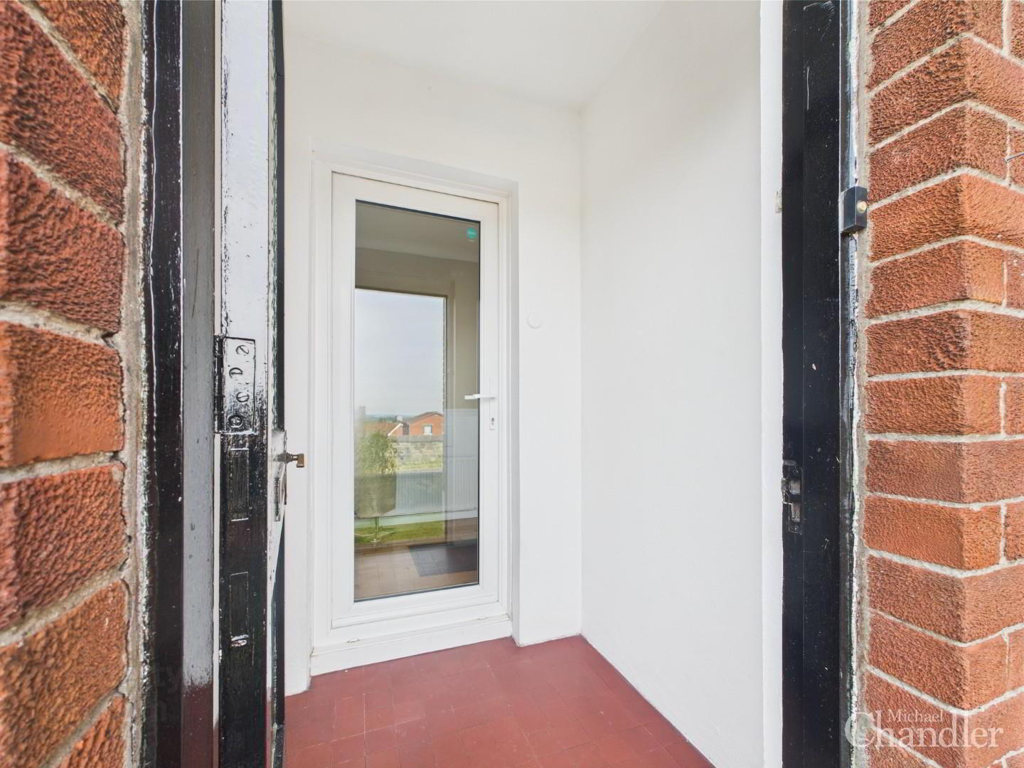 242 Saintfield Road 2 of 24