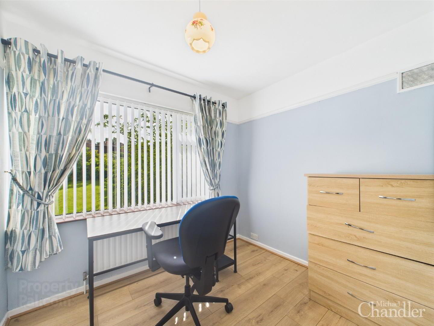 242 Saintfield Road 17 of 24