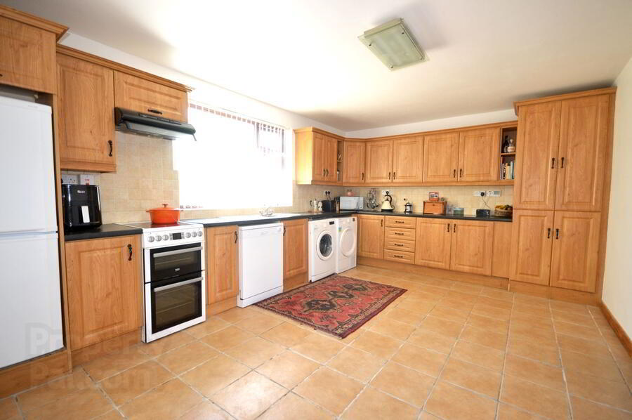 Dromore 10 of 25