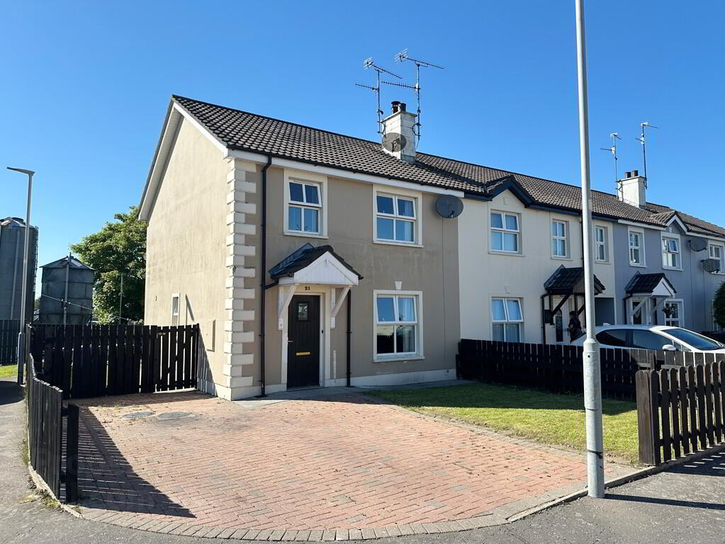 23 Bavan Grove 1 of 12