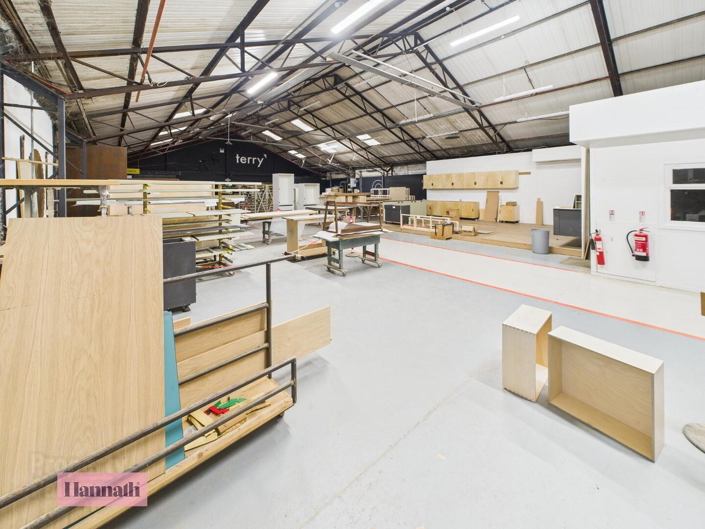 169-173 Warehouse 3 of 13
