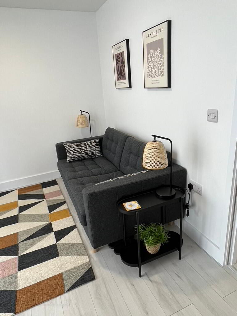 Unit B, 140 Lisburn Road 4 of 16