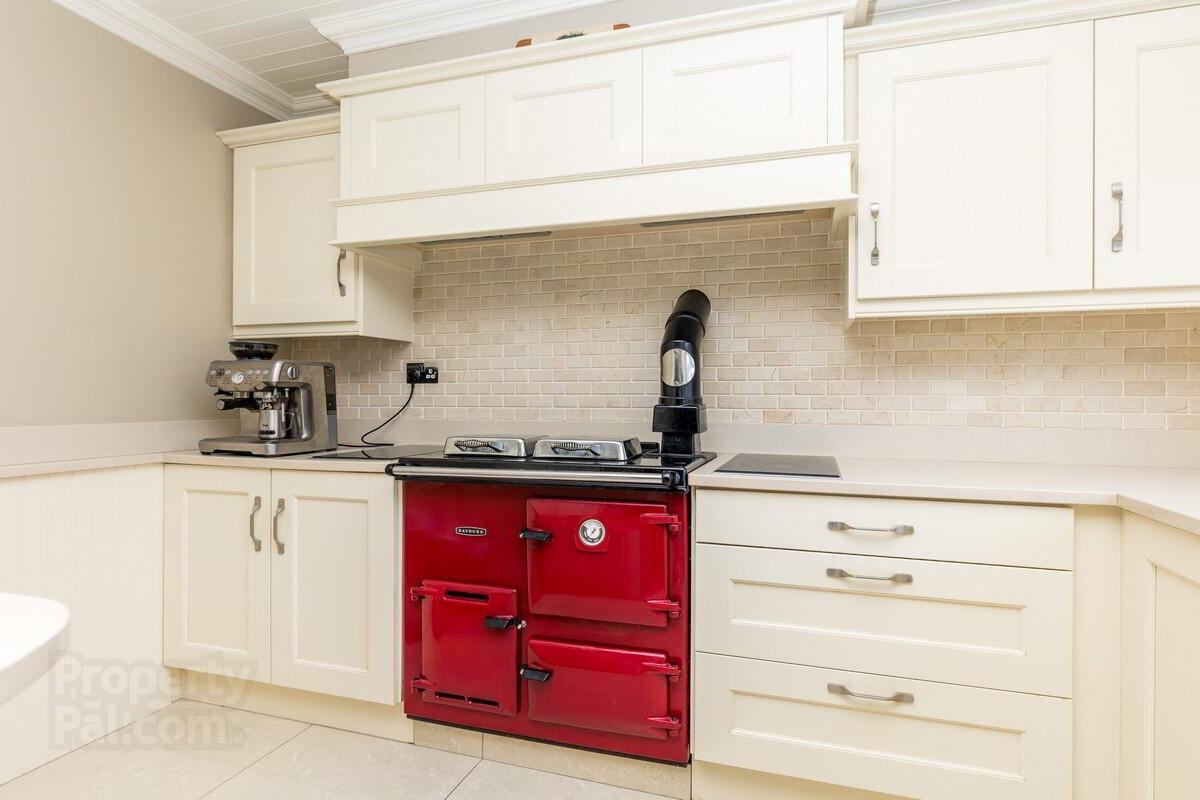 The Willows, Williamstown 11 of 33