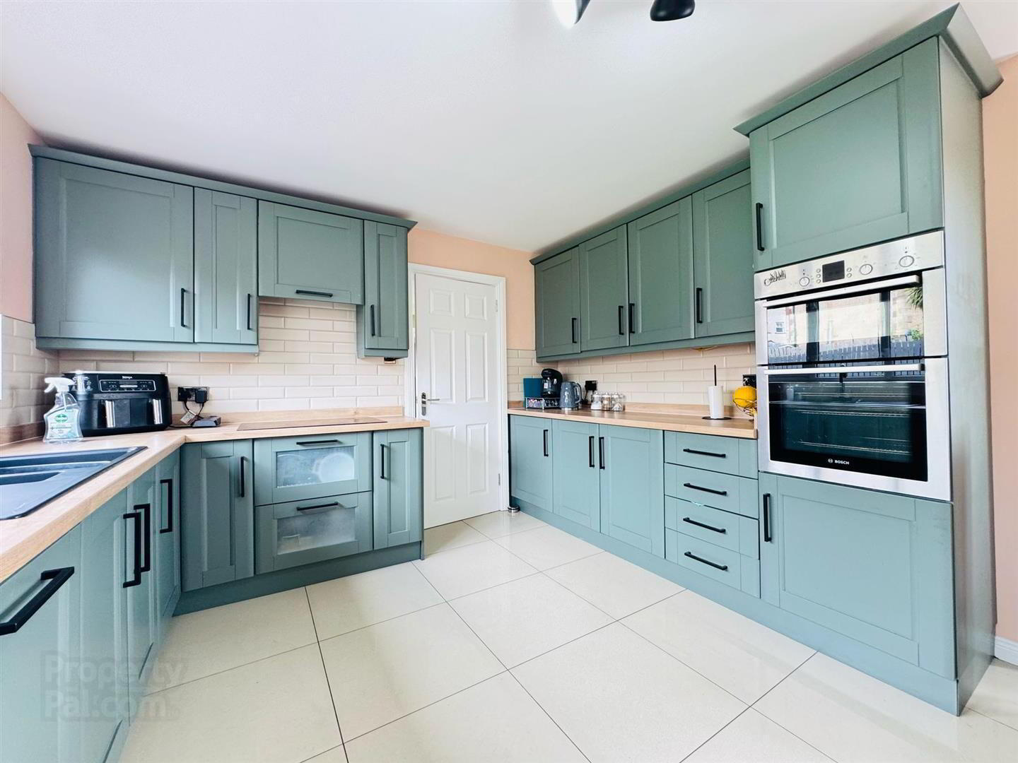 30 Mount Pleasant Road 11 of 30