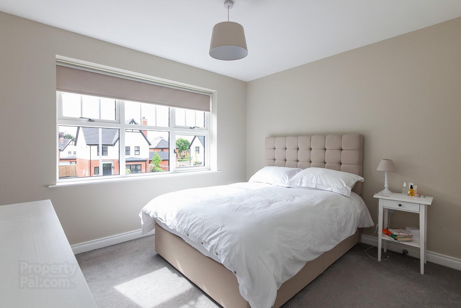 4 Oakfield Park Square 9 of 17
