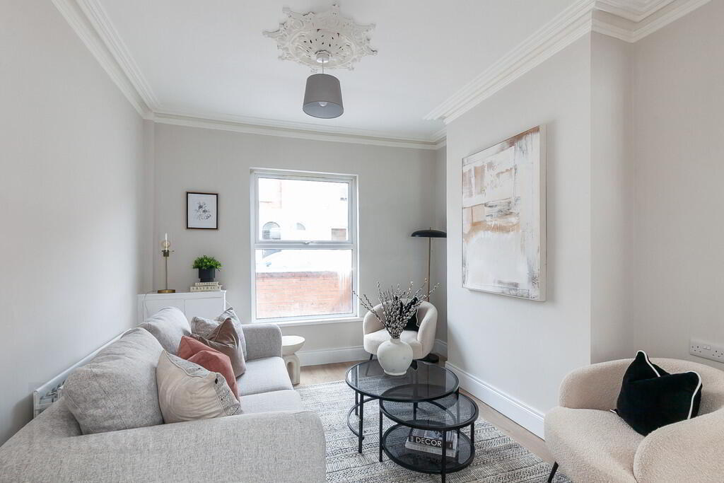 77 Richardson Street 5 of 22