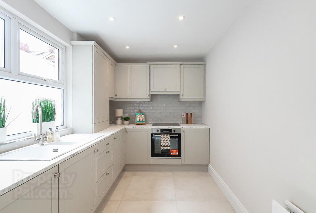 77 Richardson Street 10 of 22