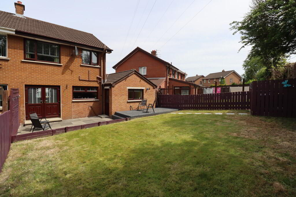 31 Beechgrove Crescent 14 of 14