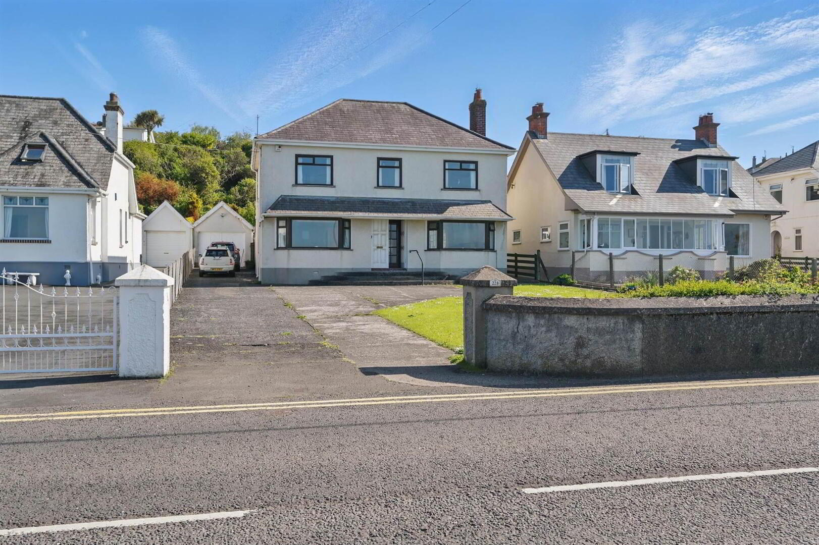 228 Coast Road 1 of 26