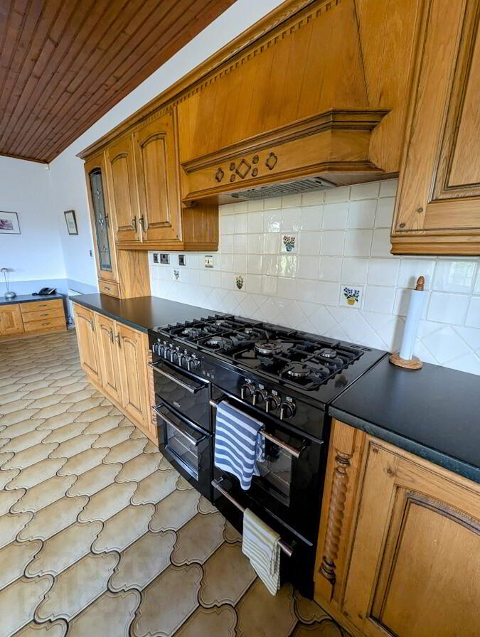 9 Ballyrashane Road 13 of 37
