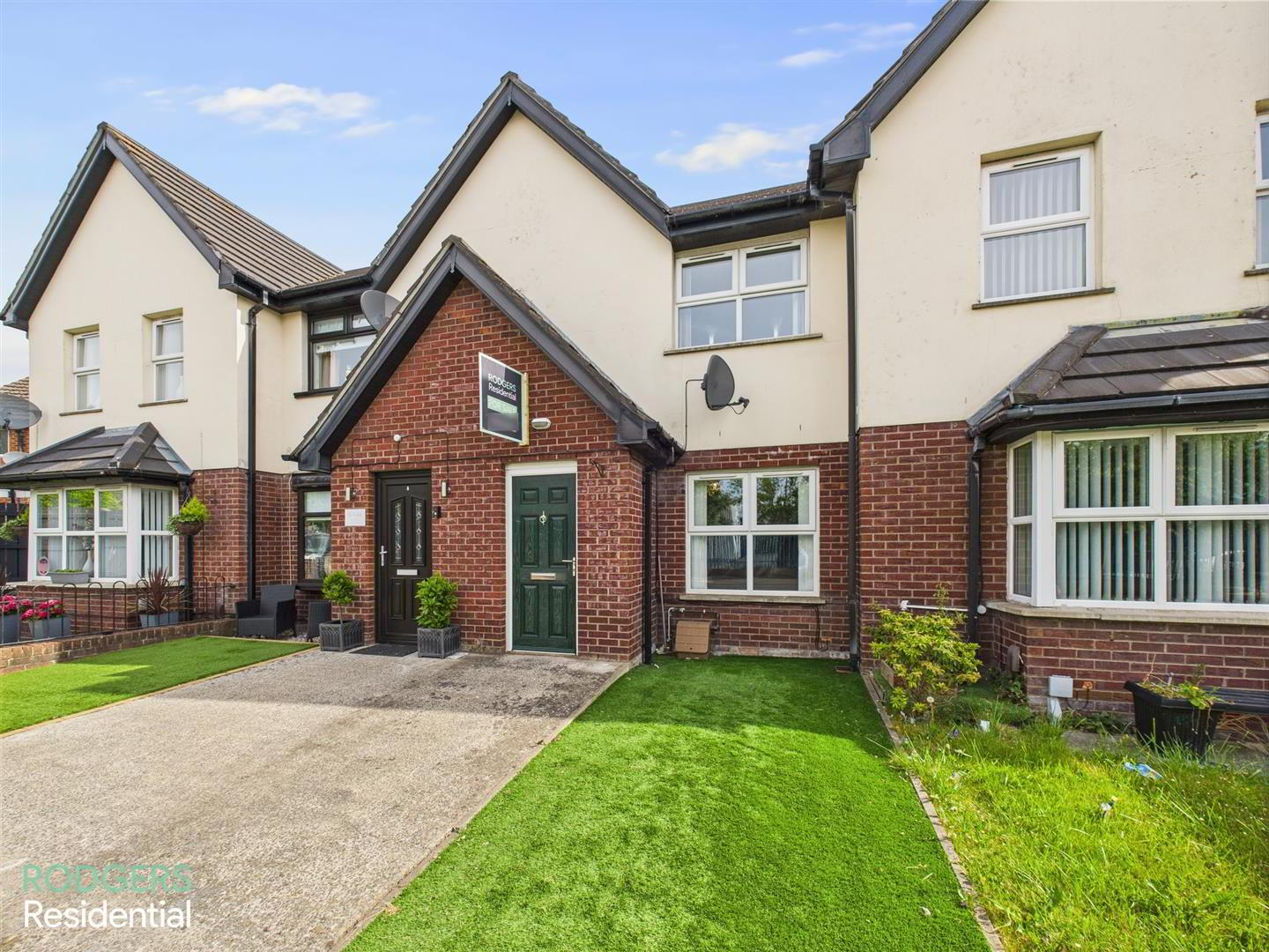 16 Cupar Way 2 of 15