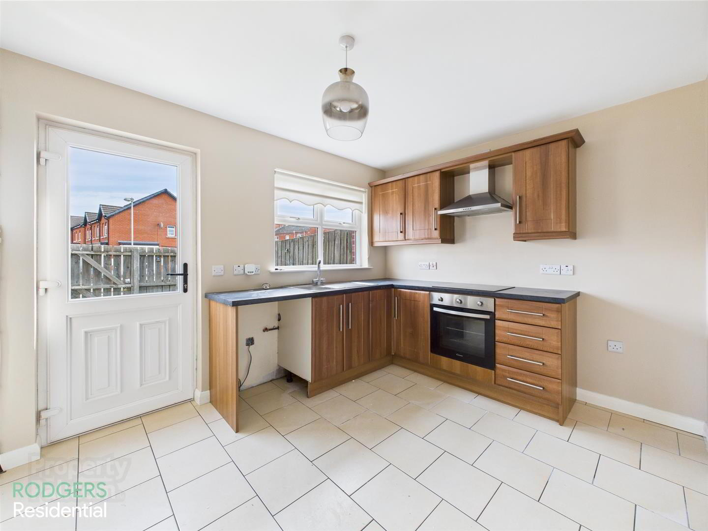 16 Cupar Way 7 of 15