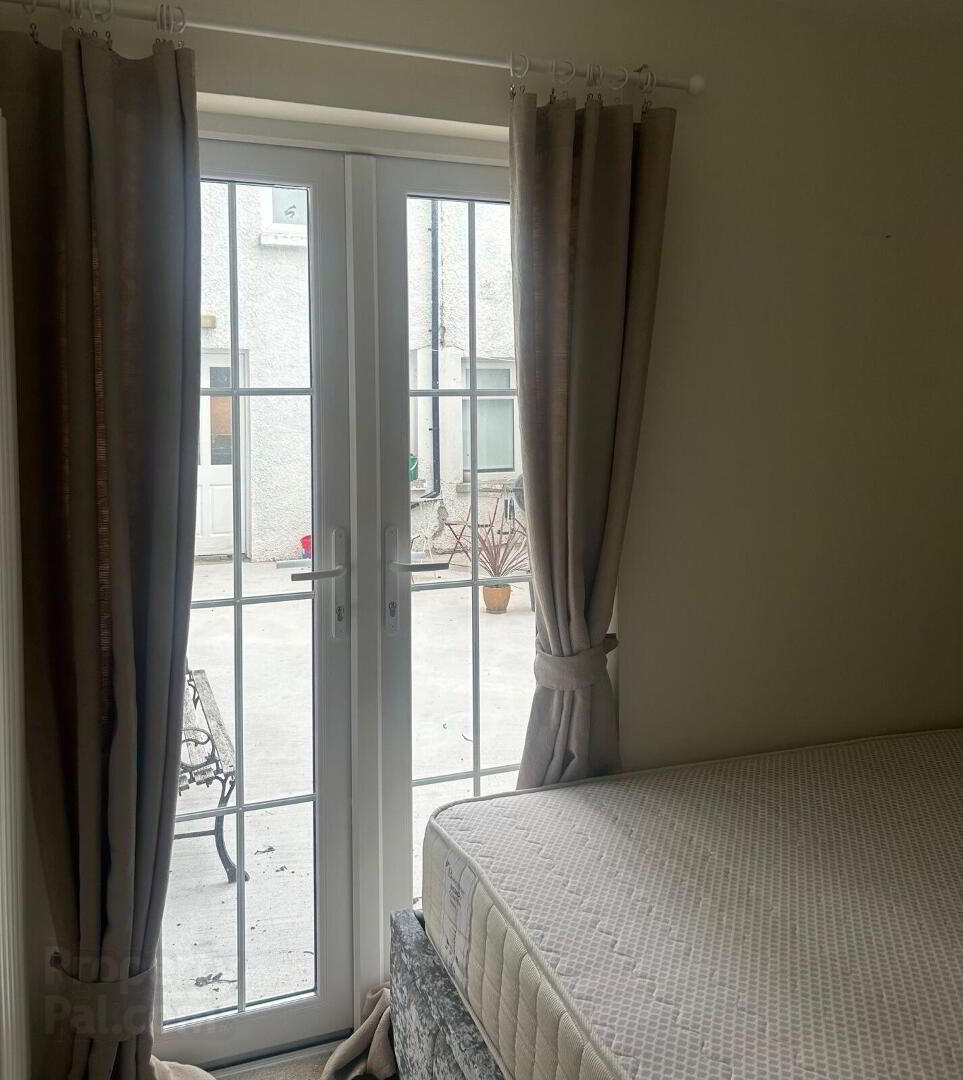Flat 5, 5 Ardmore Terrace 13 of 15