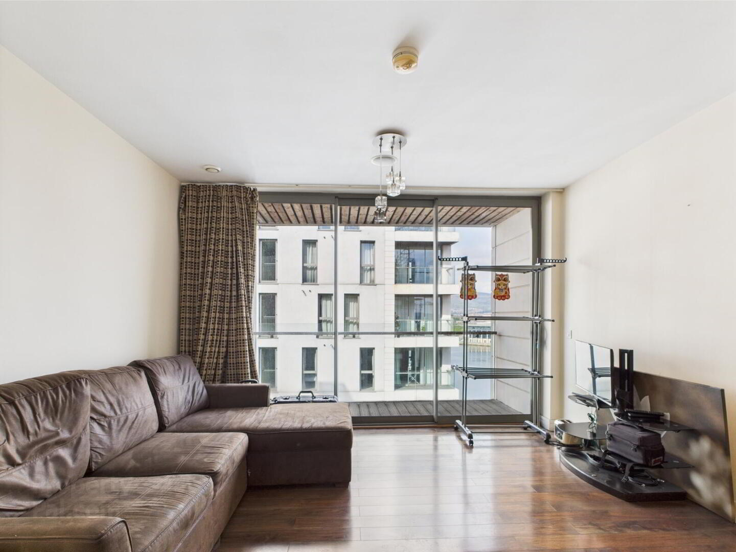 Apartment 11.41 The Arc 2l Queens Road 4 of 13